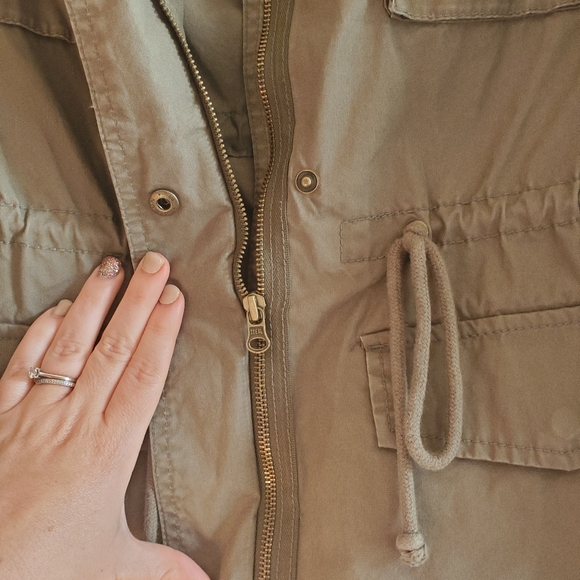 Jacket - Picture 3 of 5